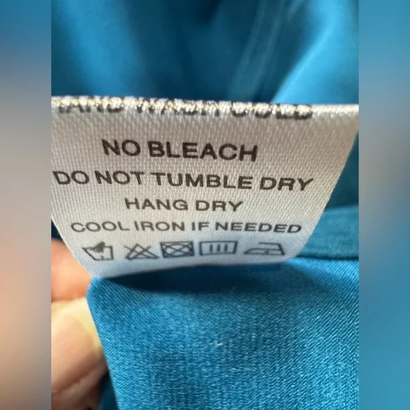 Superdown Amerie Pleated Halter Top Sz S NWT - Picture 7 of 7